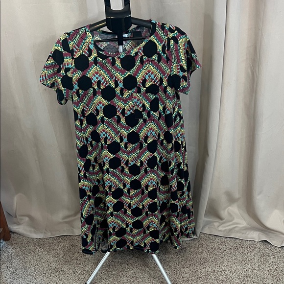 LuLaRoe Dresses & Skirts - LuLaRoe Vibrant Patterned Midi Dress
